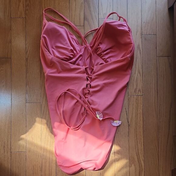 Swimsuits For All Bold Coral Swimwear- Women's SIZE 20 - Picture 3 of 7